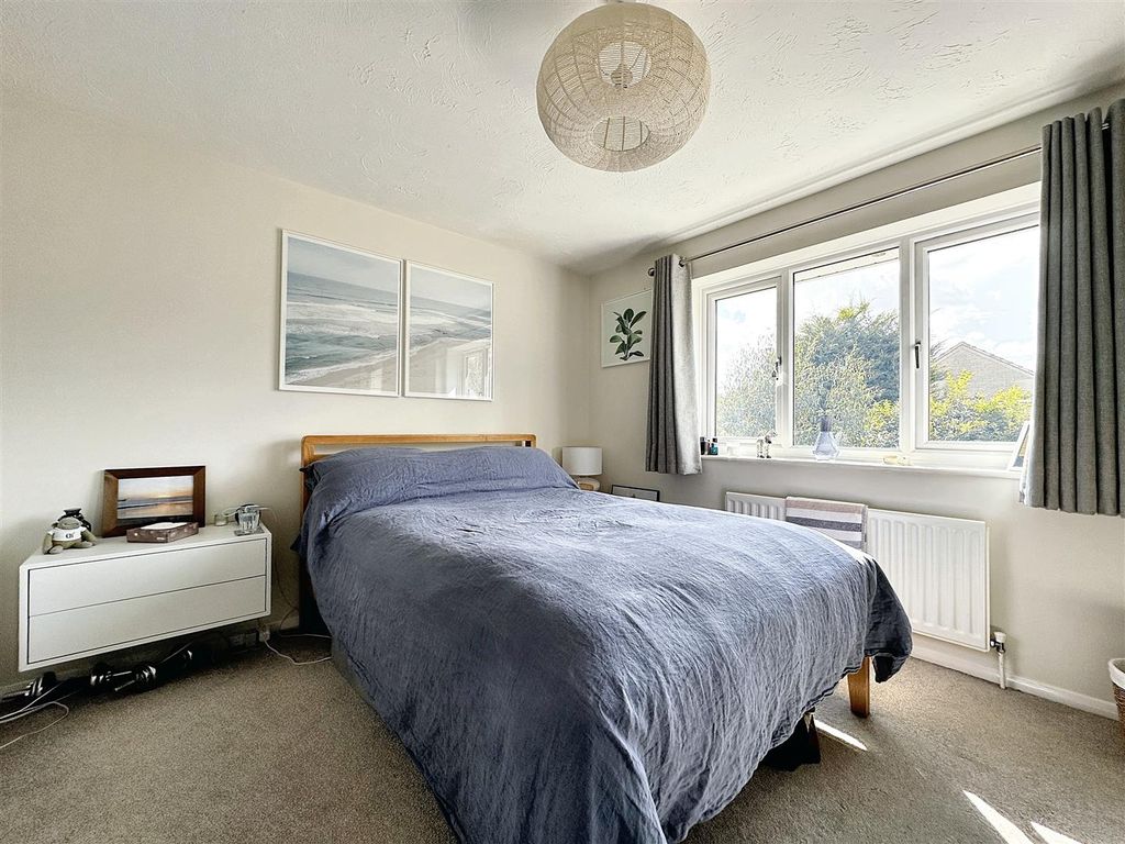 Property photo 3 of 11 Img_1095.Jpg