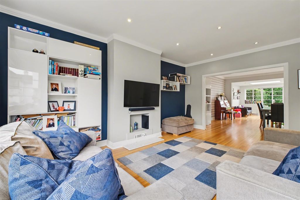 Property photo 2 of 17 2.Jpg