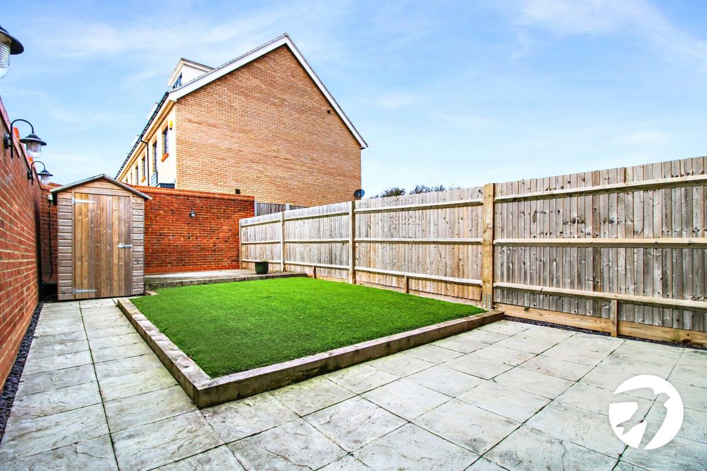 Property photo 2 of 11 Rear Garden