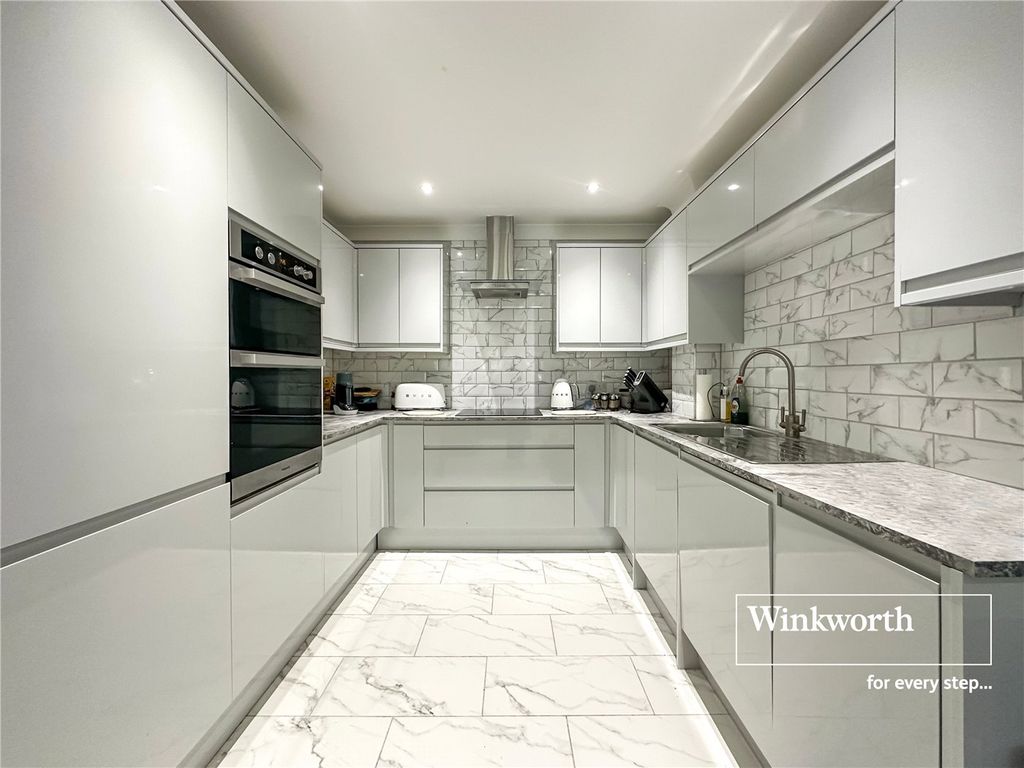 Property photo 2 of 12 Picture No. 06