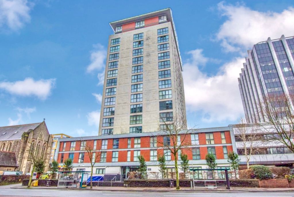 Property photo 1 of 13 8C52603B-42A9-4E1B-8D3E-F63695975034