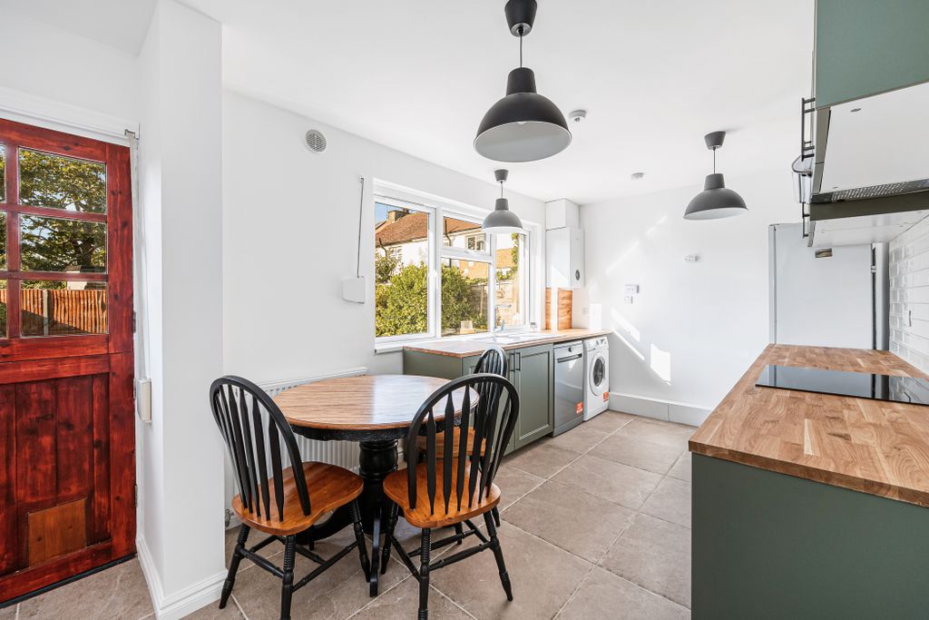 Property photo 1 of 12 Kitchen Diner