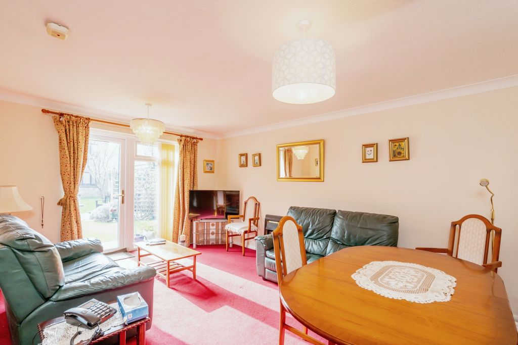 Property photo 3 of 17 Photography