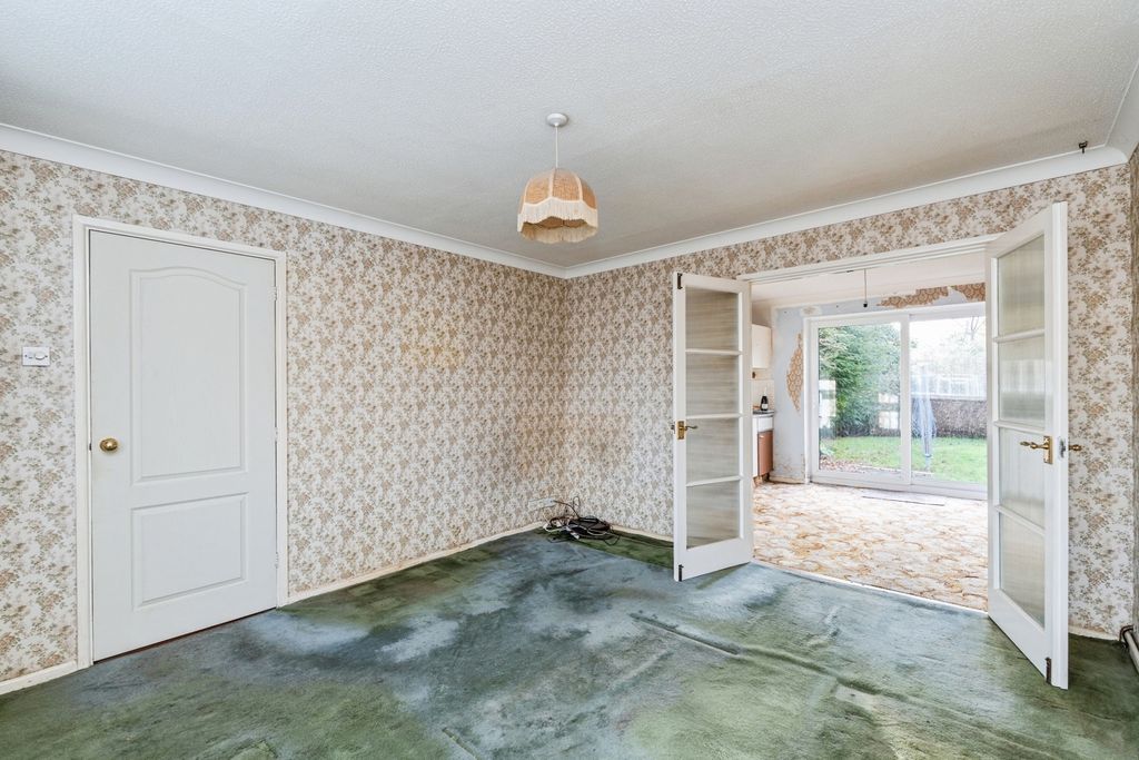 Property photo 2 of 15 Pbox-Img.Jpg