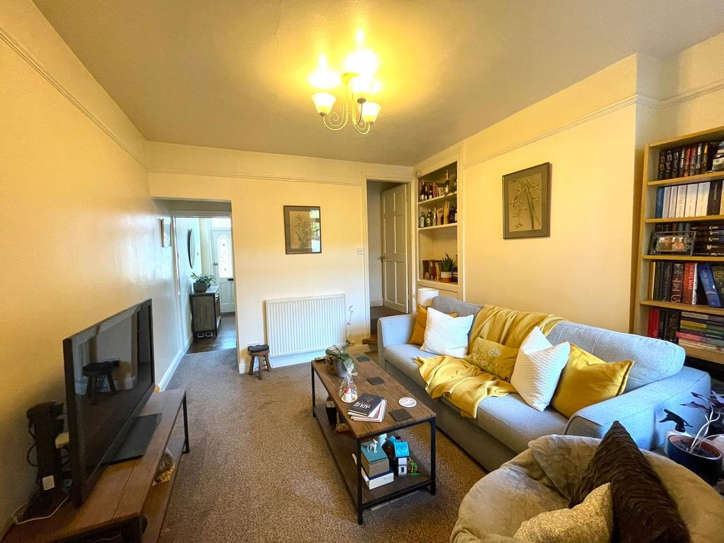 Property photo 3 of 21 Balcony