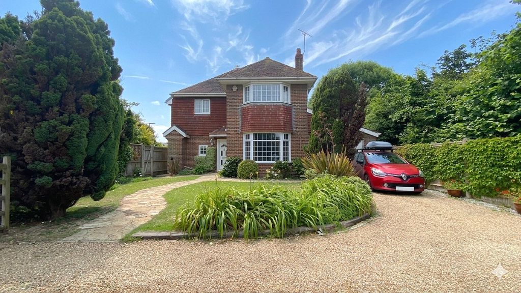 Property photo 1 of 21 Picture No. 02