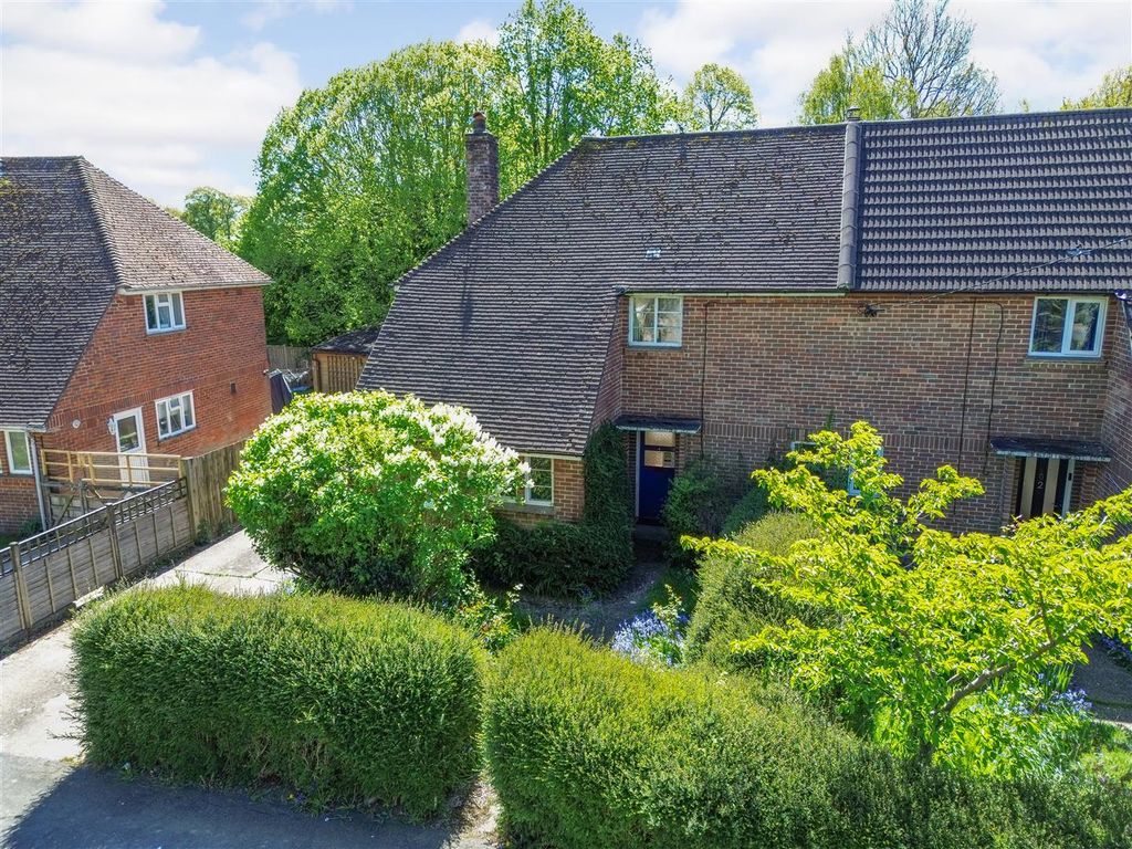 Property photo 1 of 25