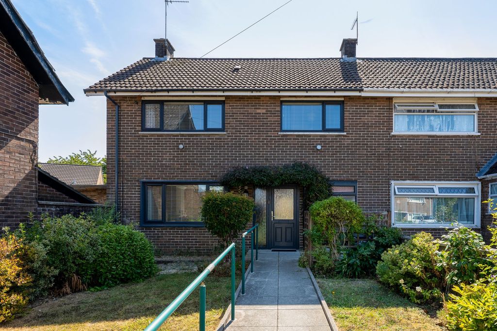Property photo 1 of 51