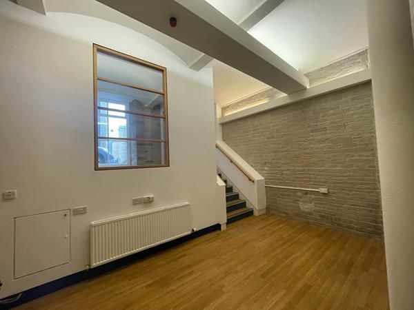 Property photo 2 of 11 Photo 16