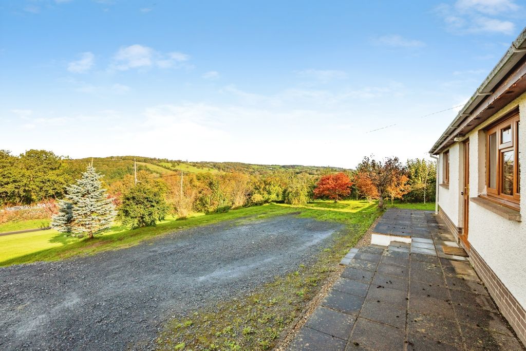 Property photo 2 of 40 Pbox-Img.Jpg