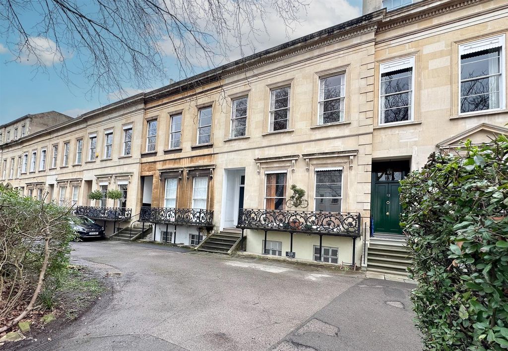 Property photo 1 of 12 Exterior