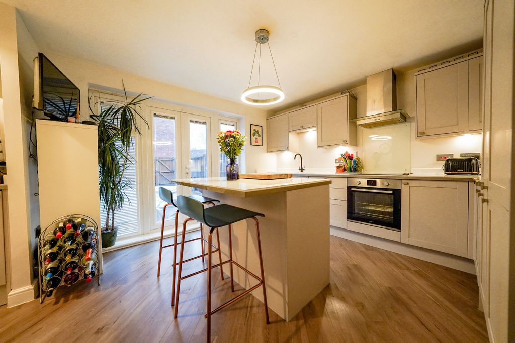 Property photo 3 of 24 Dsc02735