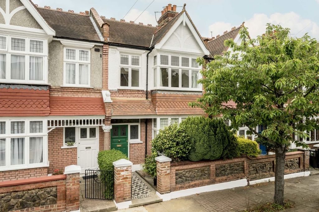 Property photo 1 of 6