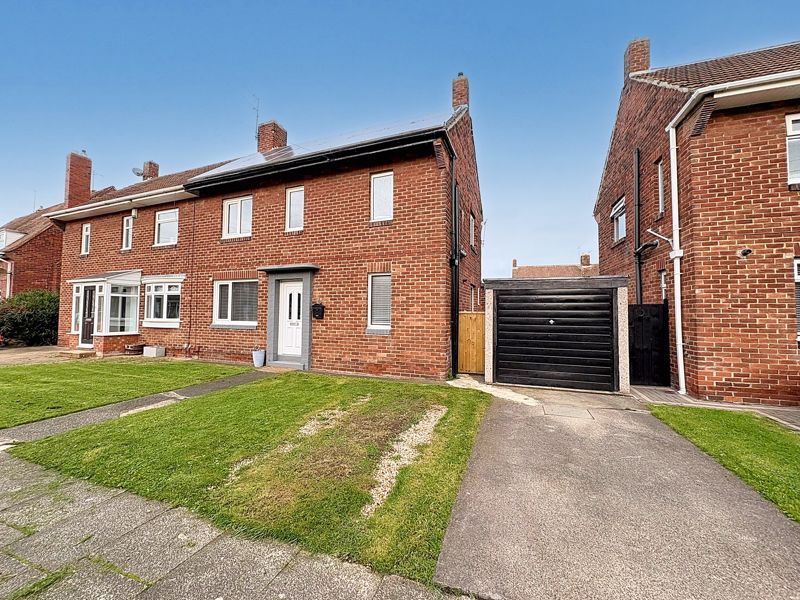 Property photo 1 of 10 Photo 6