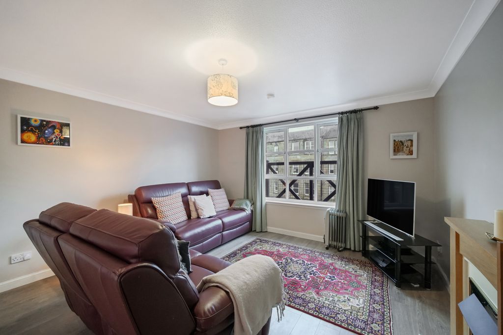 Property photo 2 of 11 Property Image 2