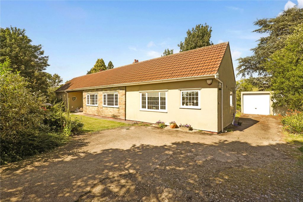 Property photo 2 of 30 Picture No. 09