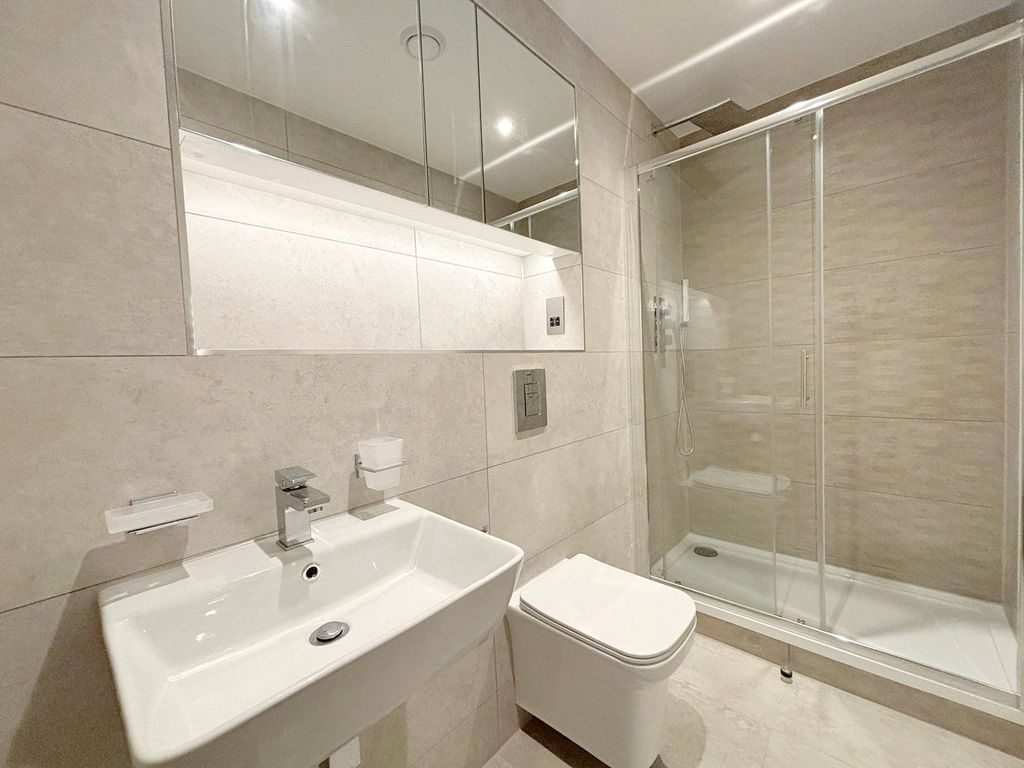 Property photo 3 of 7 Picture No. 06