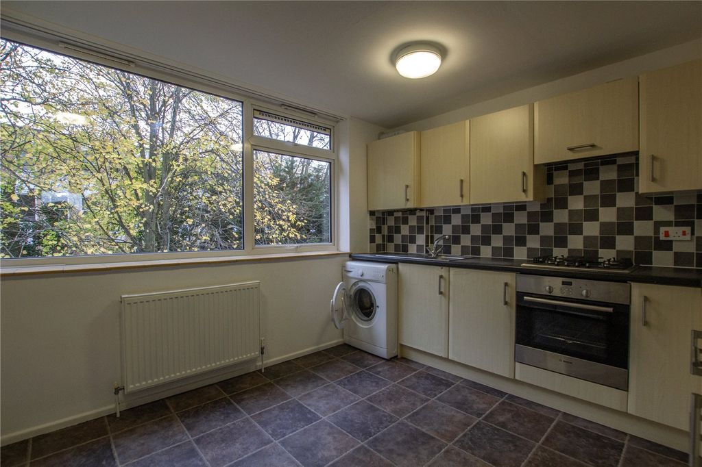 Property photo 2 of 8 Picture No. 04