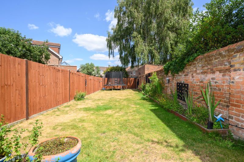Property photo 2 of 13 Photo 11