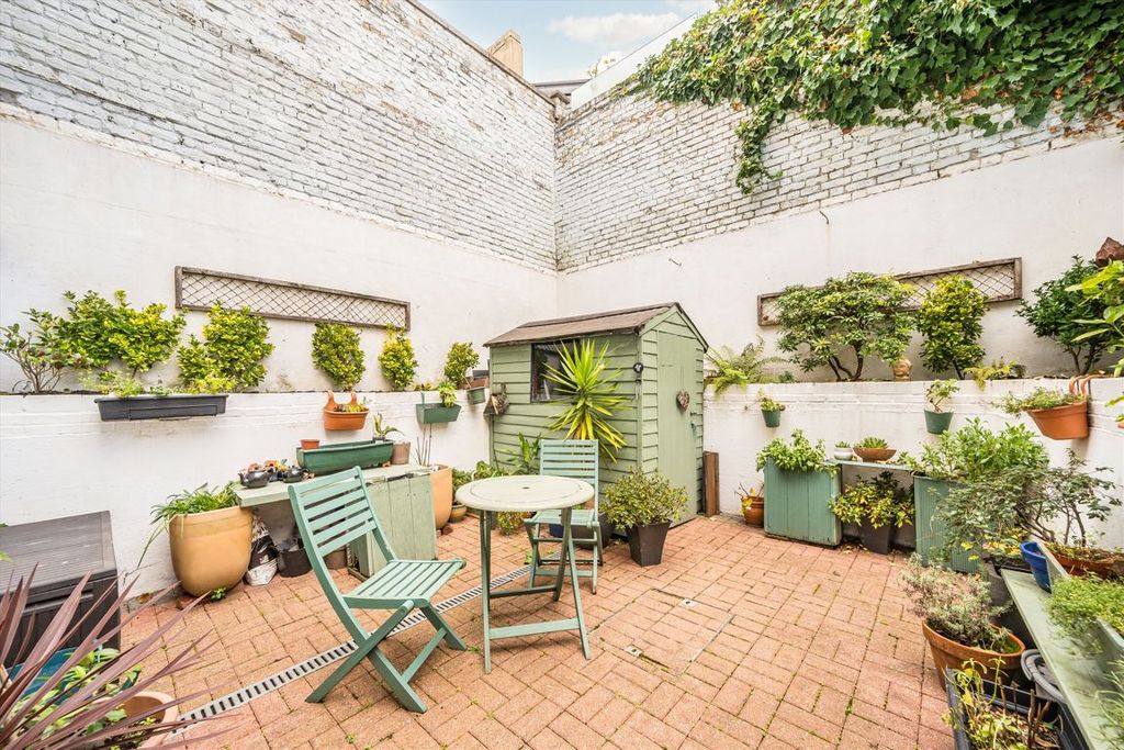 Property photo 3 of 7