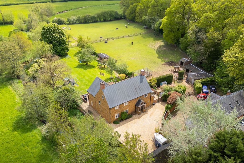 Property photo 1 of 58 Mill House