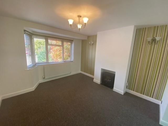 Property photo 3 of 20 Lounge.Jpg