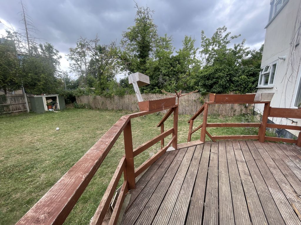 Property photo 3 of 8