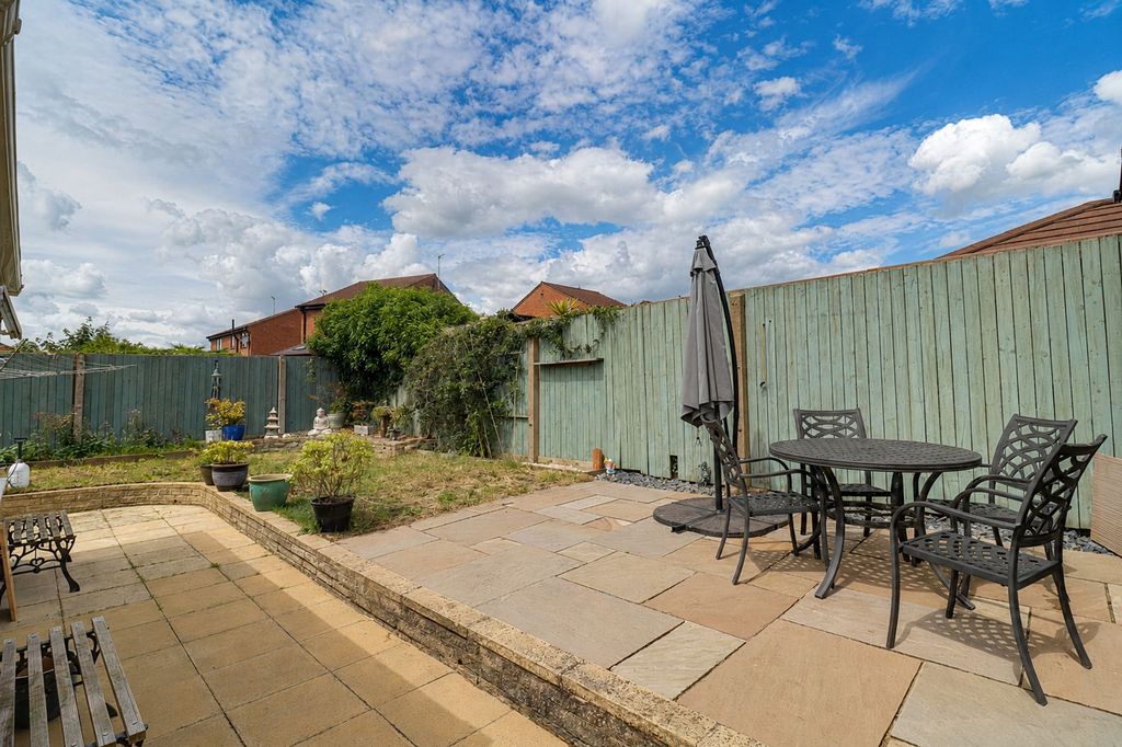 Property photo 2 of 15