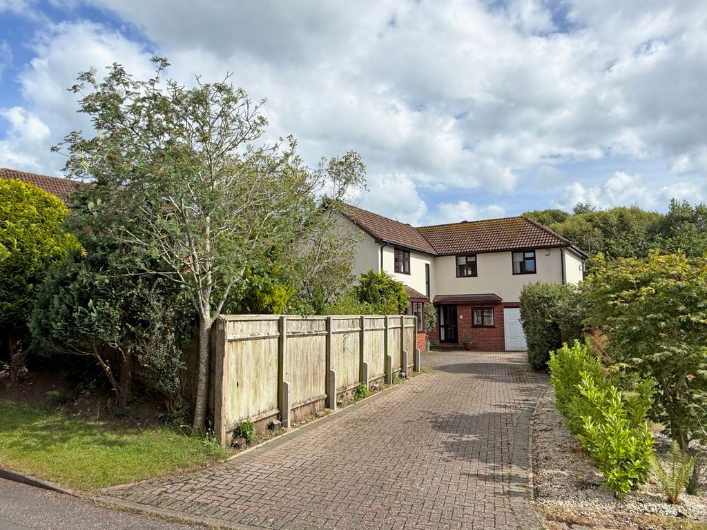 Property photo 1 of 21 Photo 17