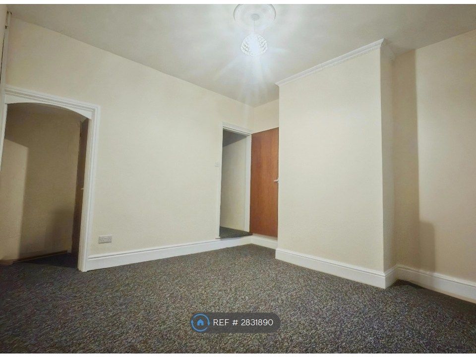 Property photo 3 of 16 Dinning Room