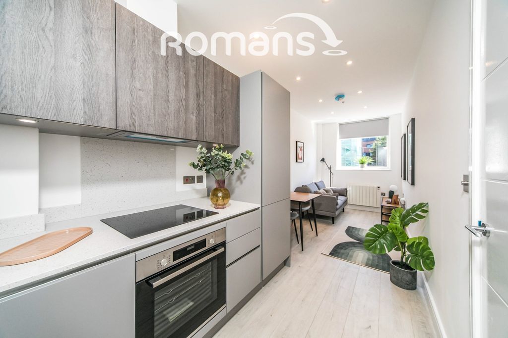 Property photo 3 of 10 72ee7848-9d0F-Ed11-B