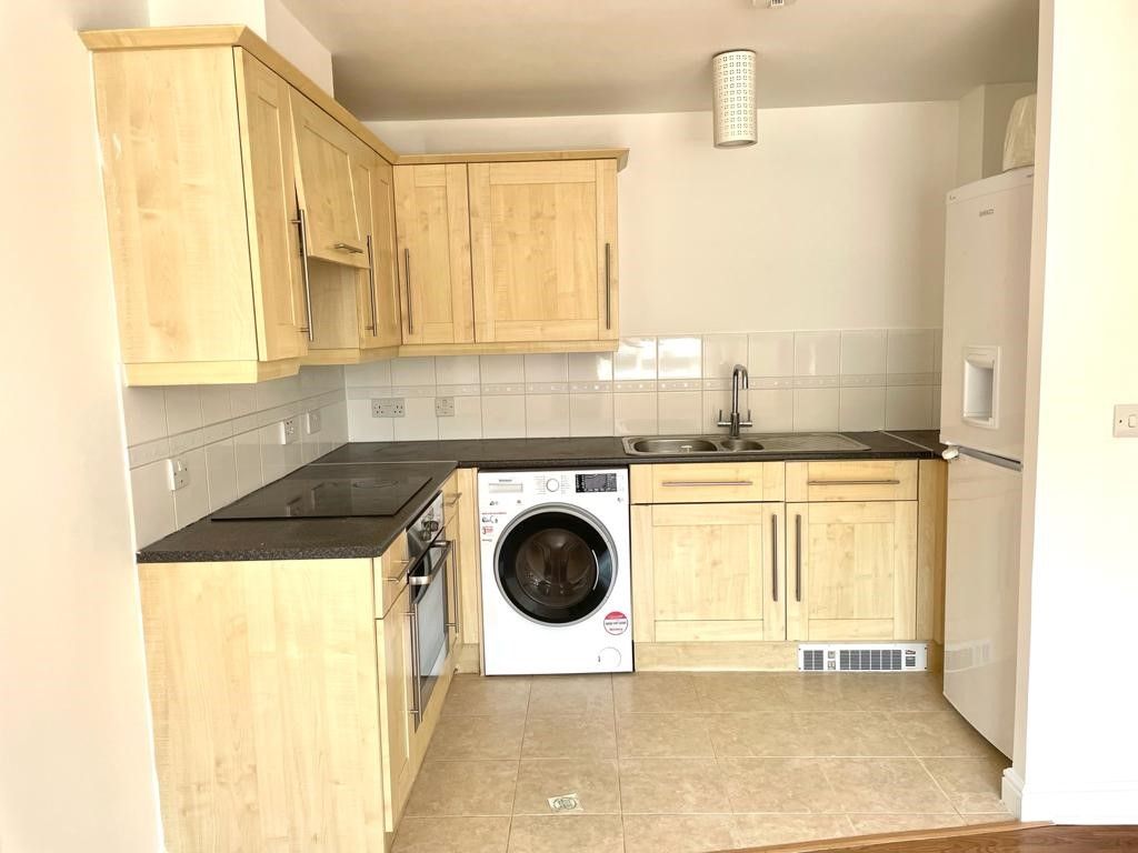 Property photo 2 of 8