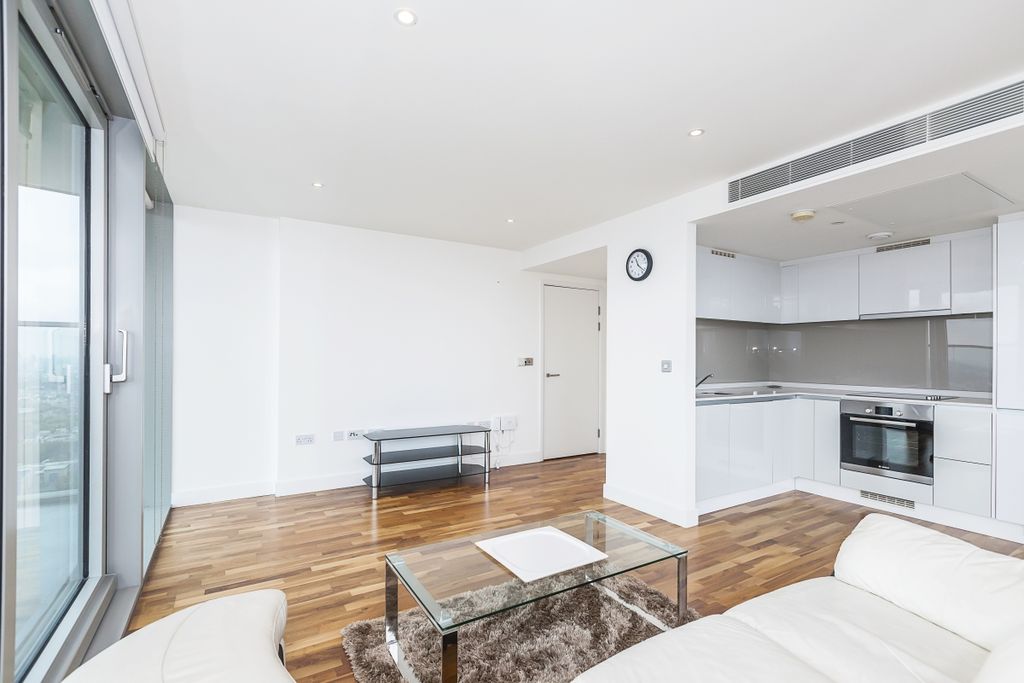 Property photo 3 of 12 4005-Landmark-Eas...
