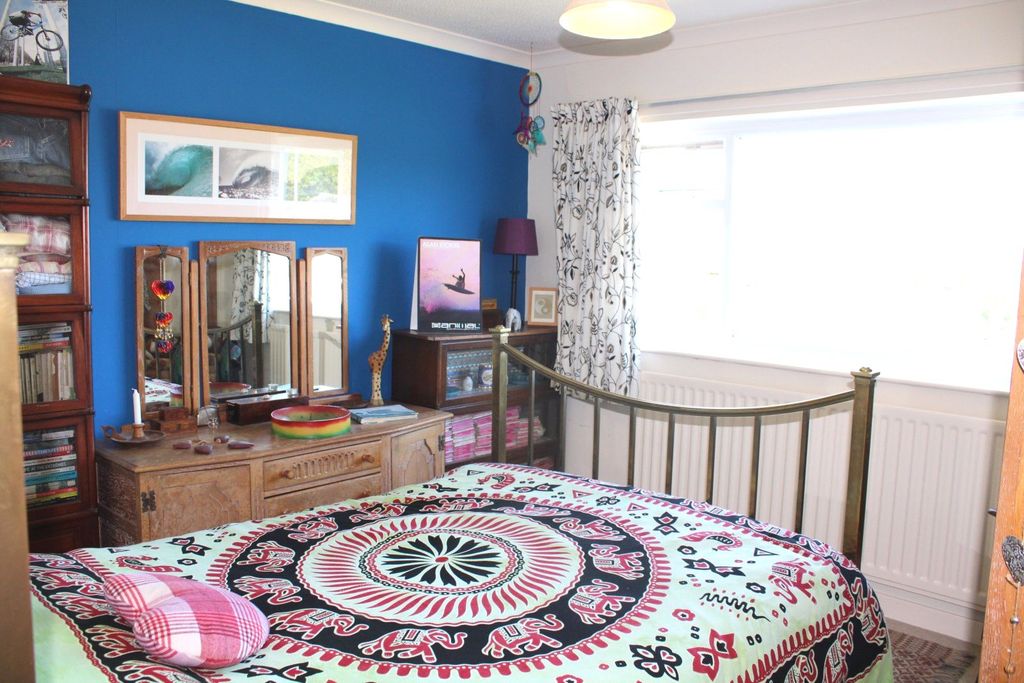 Property photo 3 of 26 Bedroom 2