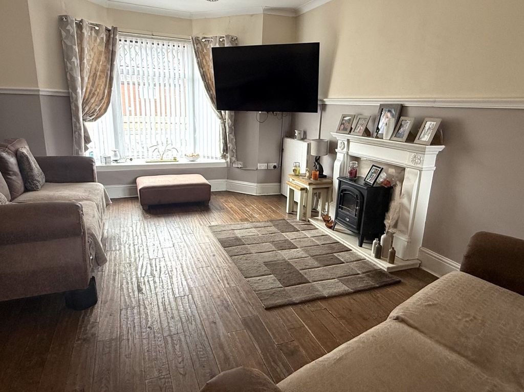 Property photo 2 of 14 Not Specified