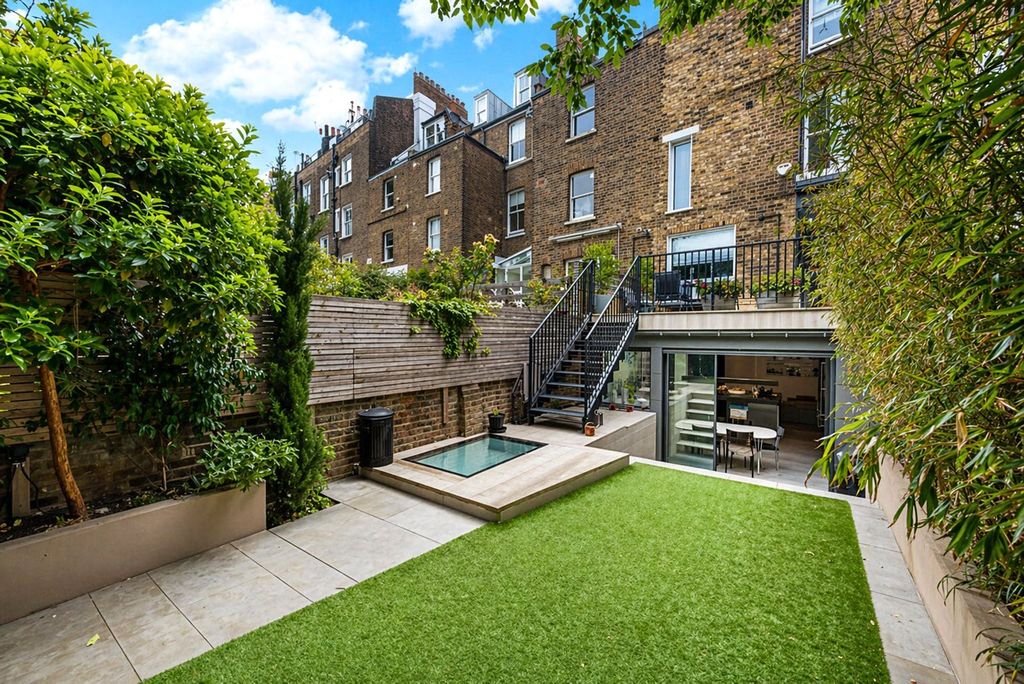 Property photo 1 of 15 Garden