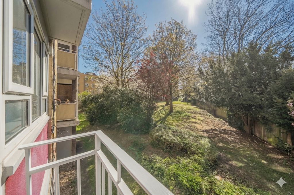 Property photo 3 of 23 Gemini_Generated_Image_G4Qnmmg4Qnmmg4Qn