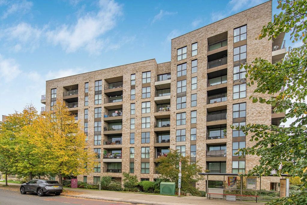 Property photo 1 of 6