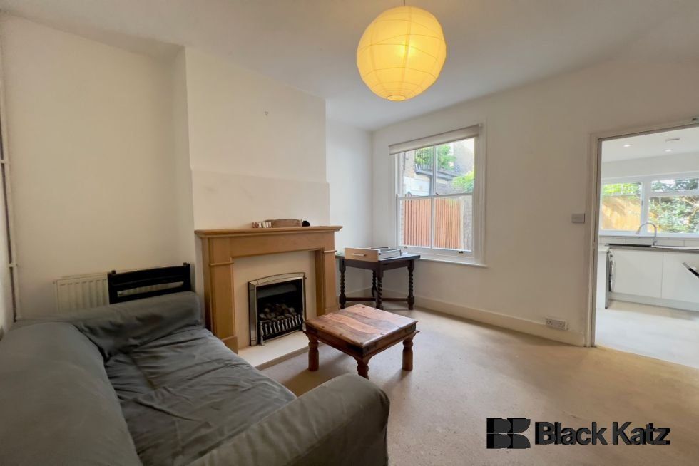 Property photo 2 of 7