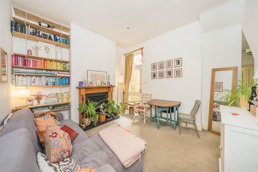 Property photo 2 of 7