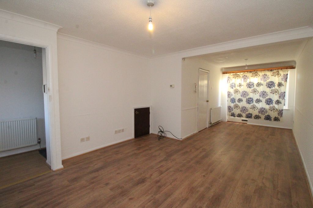 Property photo 2 of 8 Img_6978