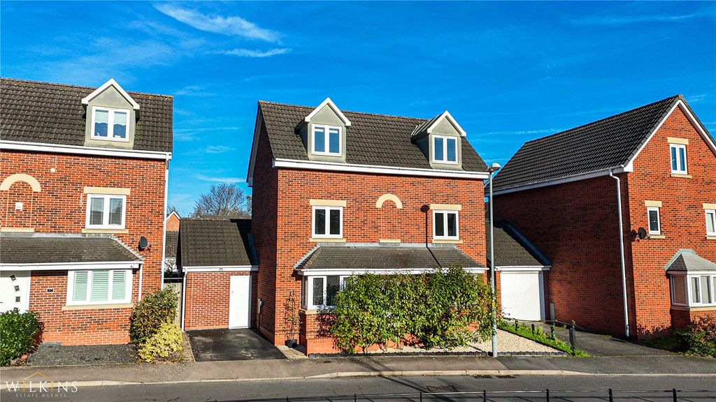 Property photo 1 of 39 Picture No. 02