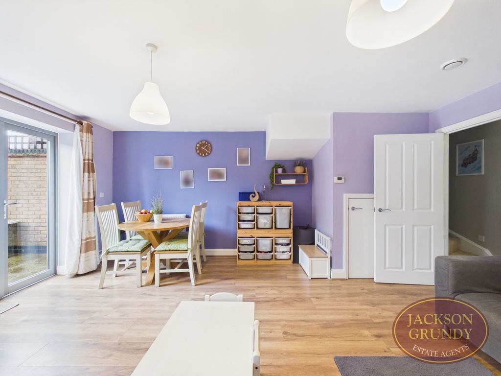 Property photo 3 of 12 Knot Tiers Drive