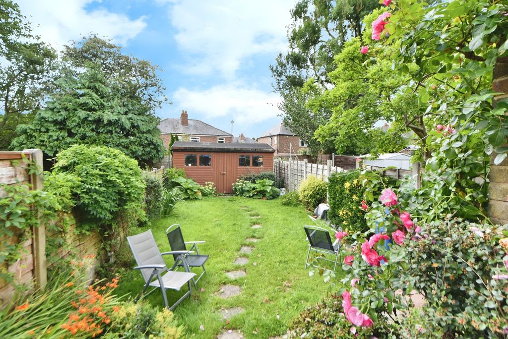 Property photo 3 of 17 Photo