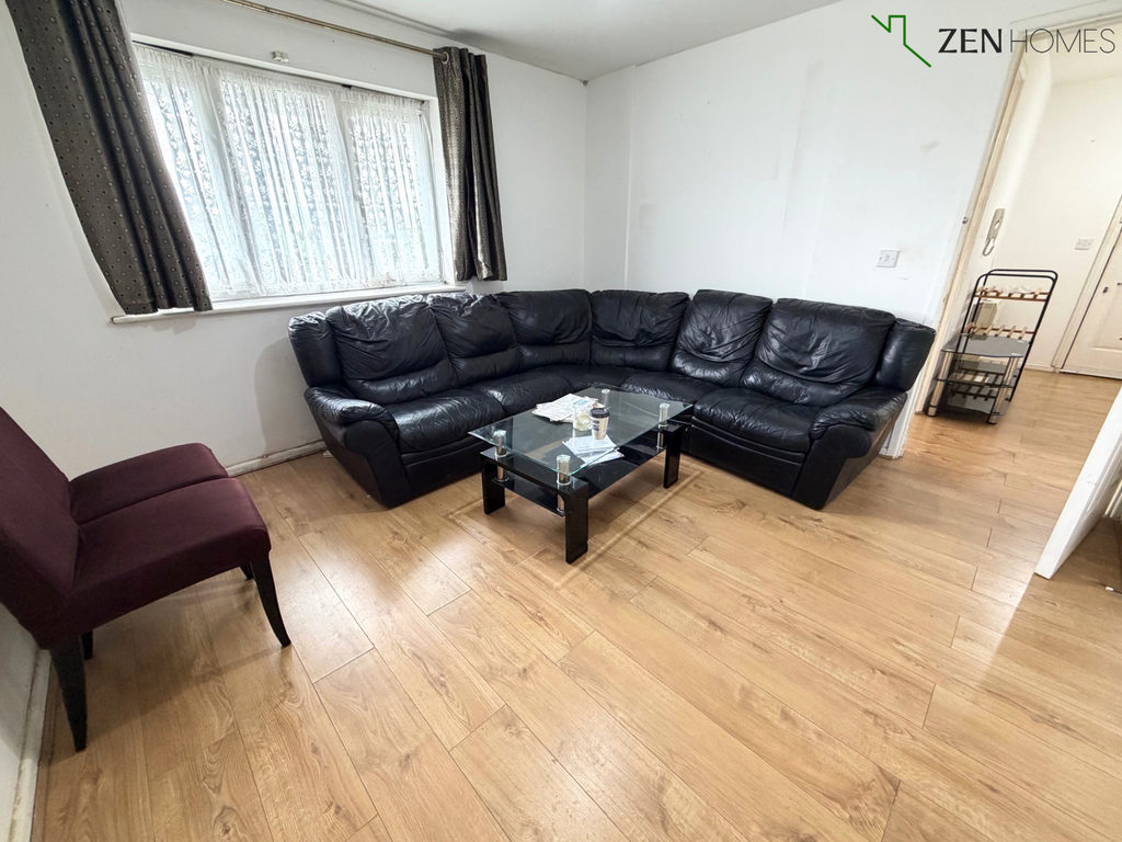 Property photo 2 of 9