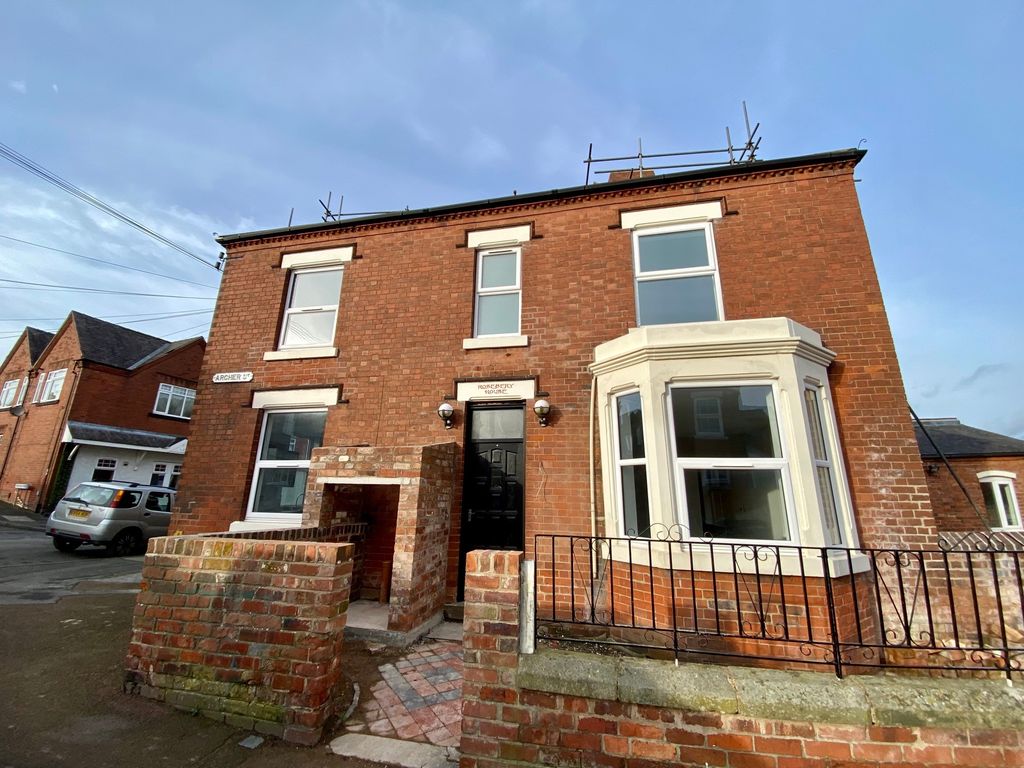 Property photo 1 of 7 Image