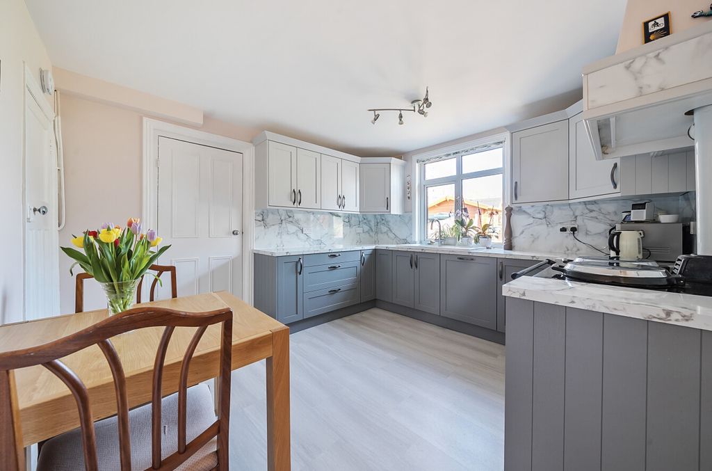 Property photo 2 of 12 1272175 (2).Jpg