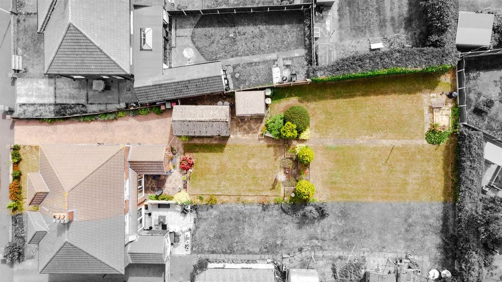 Property photo 3 of 21 Plot