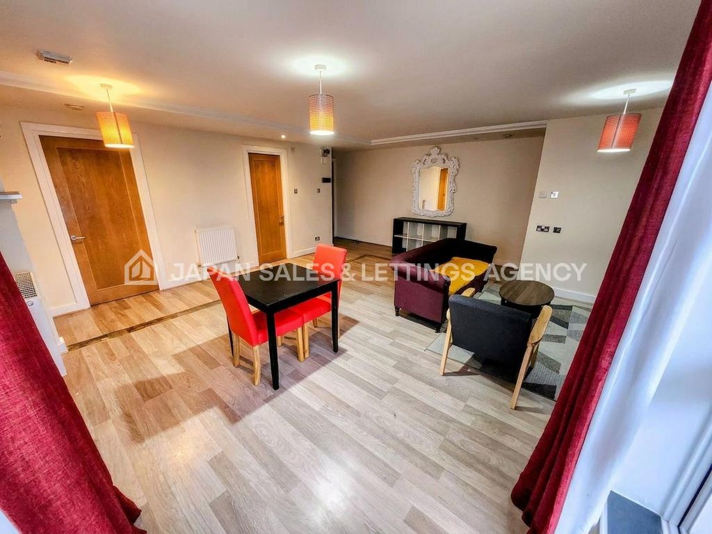Property photo 2 of 8 Comp_Whatsapp Image 2026-06-14 At 13.16.55 (3).Png