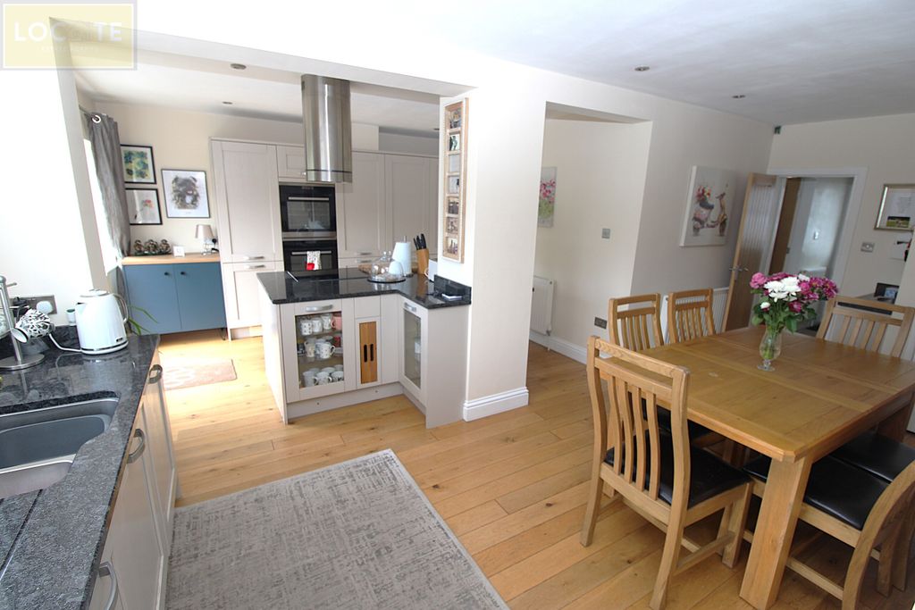 Property photo 2 of 36 Img_7638.Jpg